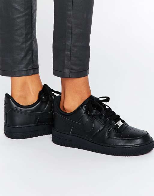 Nike Air Force 1 07 Trainers Black