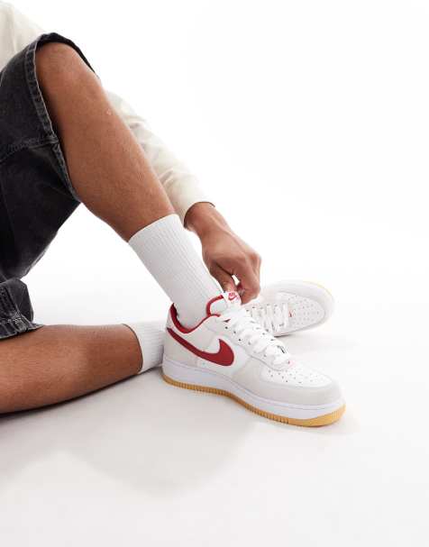 Nike Air Force 1 '07 trainers in off white and red - view 1