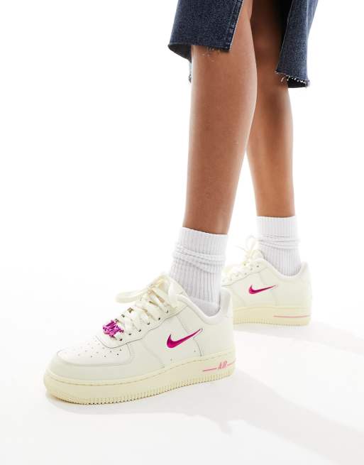 Pink nike air force 1 07 hot sale high top