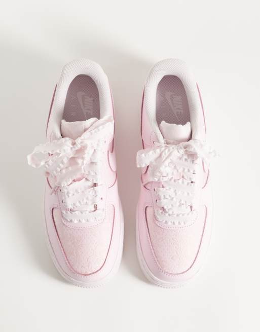 Nike Air Force 1 '07 trainers in pink satin, 3 of 5