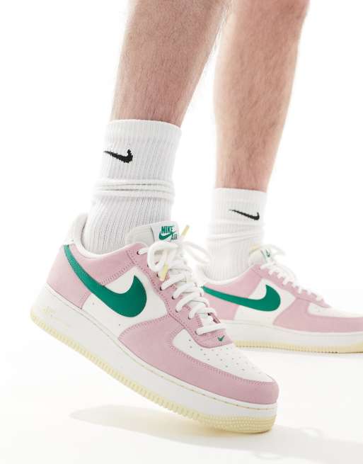 Nike Air Force 1 07 trainers in pink white and green