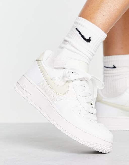 Nike air force shop 1 white yellow tick