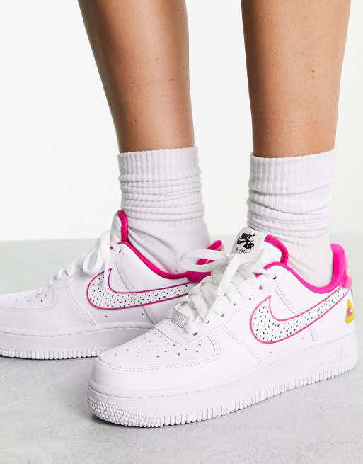 trainers nike pink