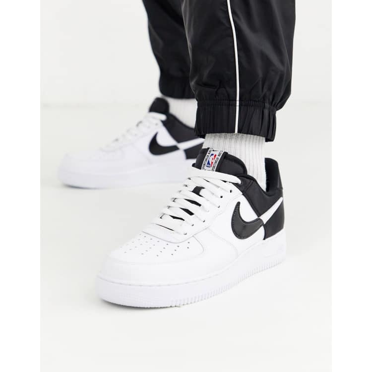 Nike Air Force 1 07 trainers in white black BQ4420 100 ASOS