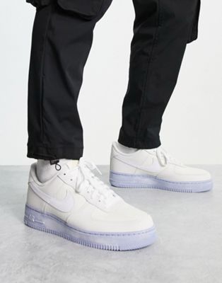 Nike Air Force 1 '07 trainers in white with grey sole - ASOS Price Checker