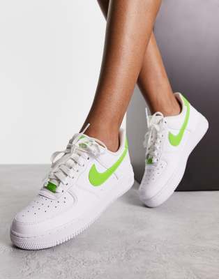Nike Air Force 1 trainers in white and action green - ASOS Price Checker