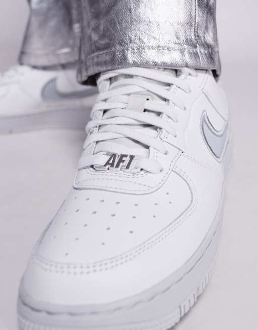 【Nike】Air Force 1 Dance Pale Ivory Silver Nike Air Force 1 Dance WMNS White / Metallic Silver - Dec
