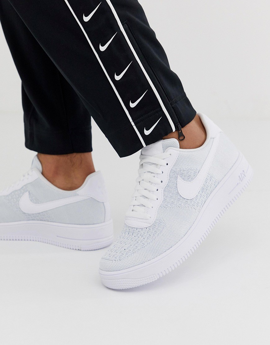 Nike - Air Force 1 Flyknit - Sneakers bianche-Bianco