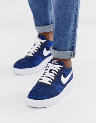 Nike air force 1 flyknit trainers in navy