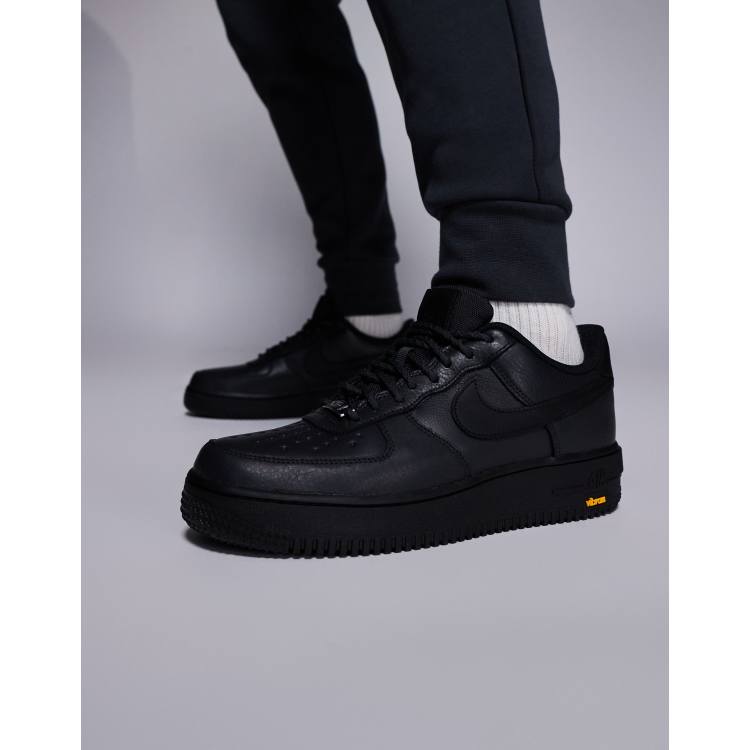 Nike Air Force 1 Gore-Tex Vibram in black | ASOS