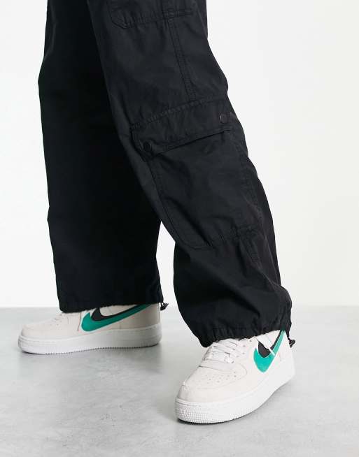 Nike Air Force 1 Hi sneakers in off-white and green, 3 of 4