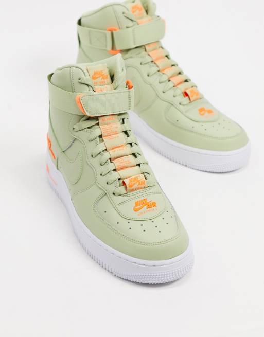 Nike Men's Air Force 1 High '07 LV8 Shoes