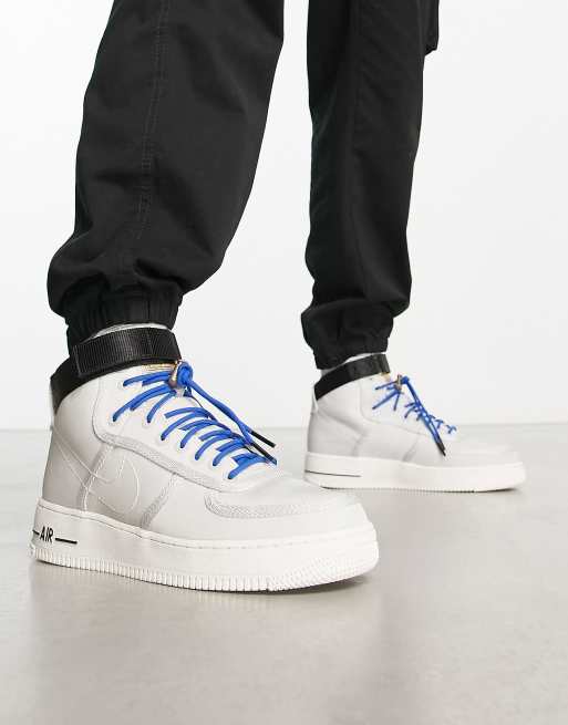 Nike Air Force 1 '07 LV8 Sneakers