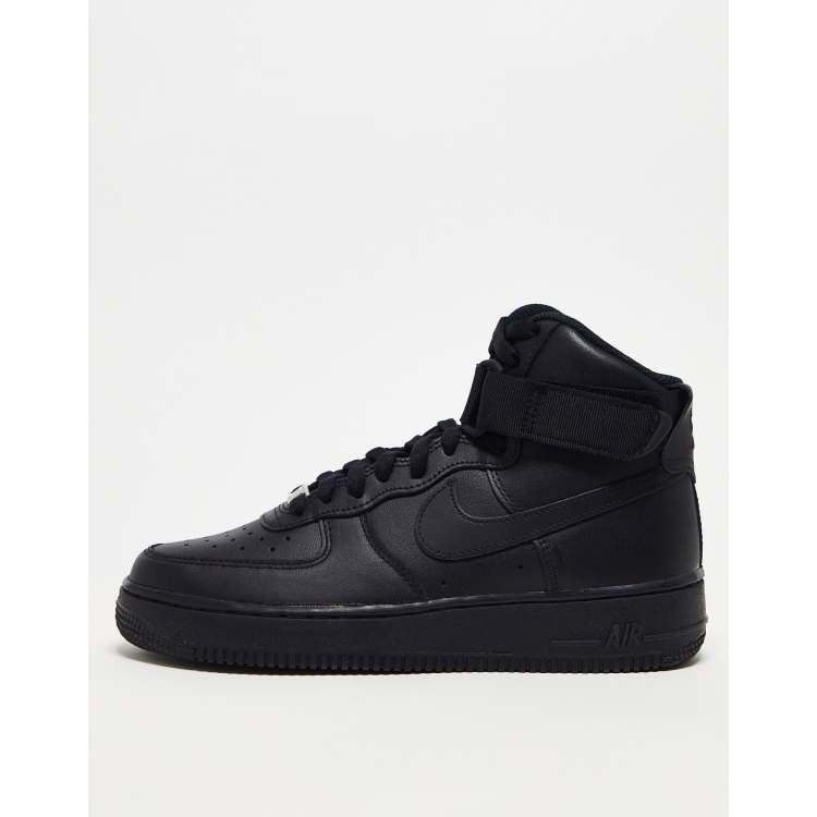 Black nike hotsell velcro shoes