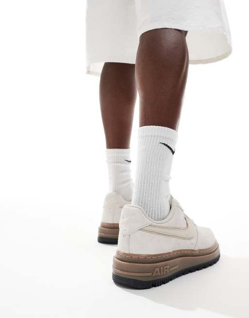 Nike - Air Force 1 Luxe - Sneakers i lysegrå og hvid, 4 af 5