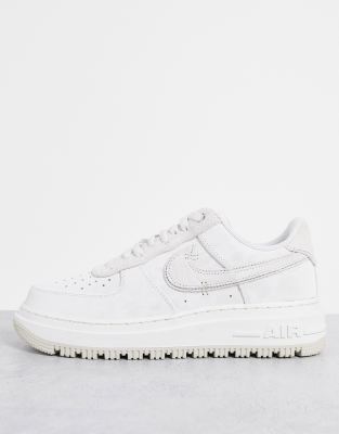 Nike Air Force 1 Luxe 'Triple White