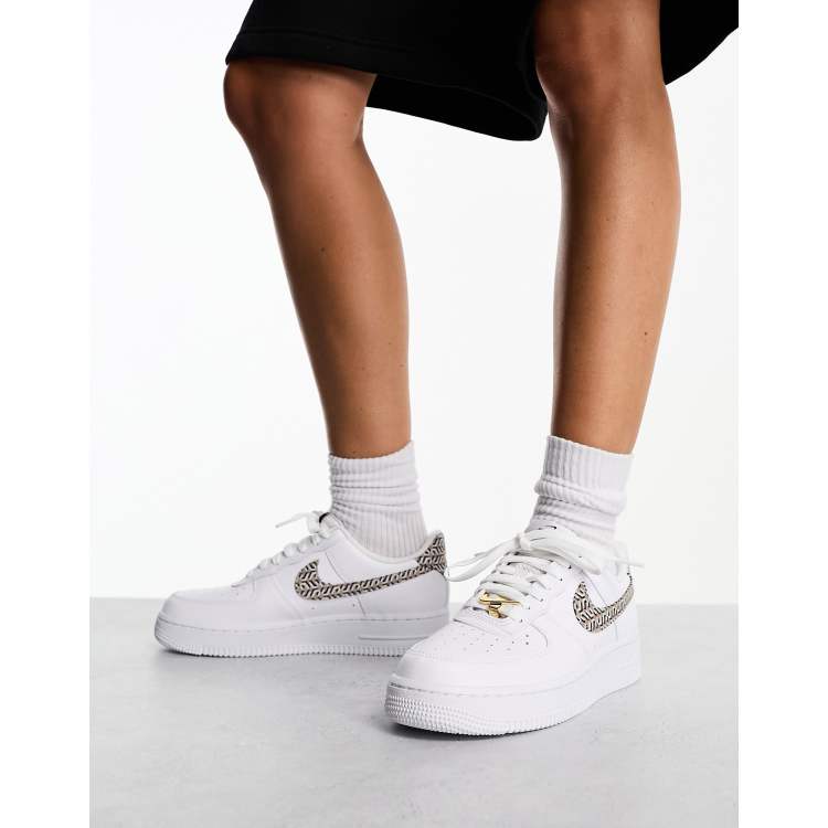 Nike Men's Air Force 1 '07 LV8 Shoes in White, Size: 5.5 | FJ5471-121