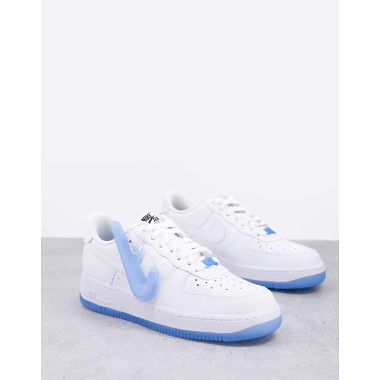 Riskeren Afrikaanse Verrast zijn Nike Air Force 1 LX trainers in white and blue colour changing | ASOS