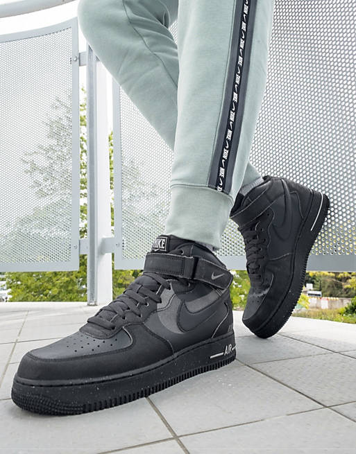 Zuigeling avond Wonder Nike Air Force 1 Mid '07 LX trainers in black | ASOS