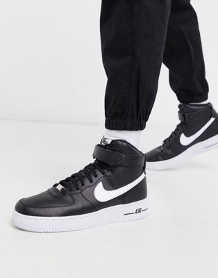Nike Air Force 1 Mid '07 Trainers in black/white | ASOS