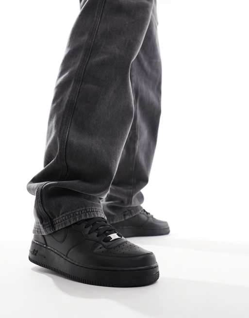 Black air force 1 with jeans hotsell