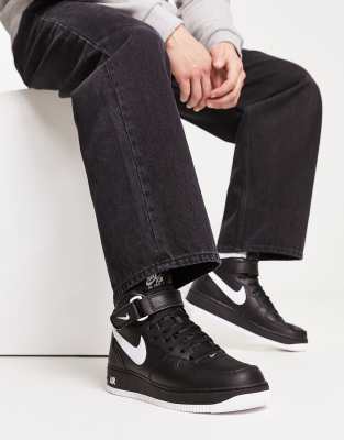 Air force 1 mid negras hot sale