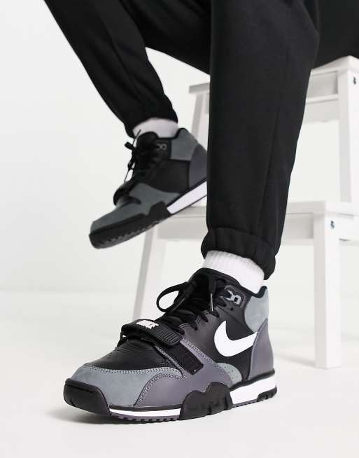 Nike Air Force 1 Mid trainers in black , 4 of 4