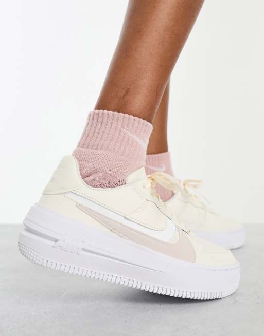 Nike – Air Force 1 – PLT.AF.ORM – Elfenbensvita sneakers, 2 av 4