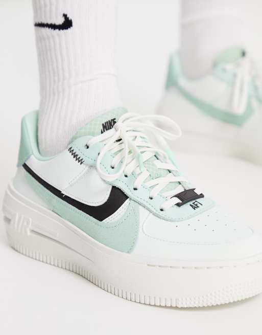 Nike Air Force 1 Plt.af.orm trainers in white/oil green/volt