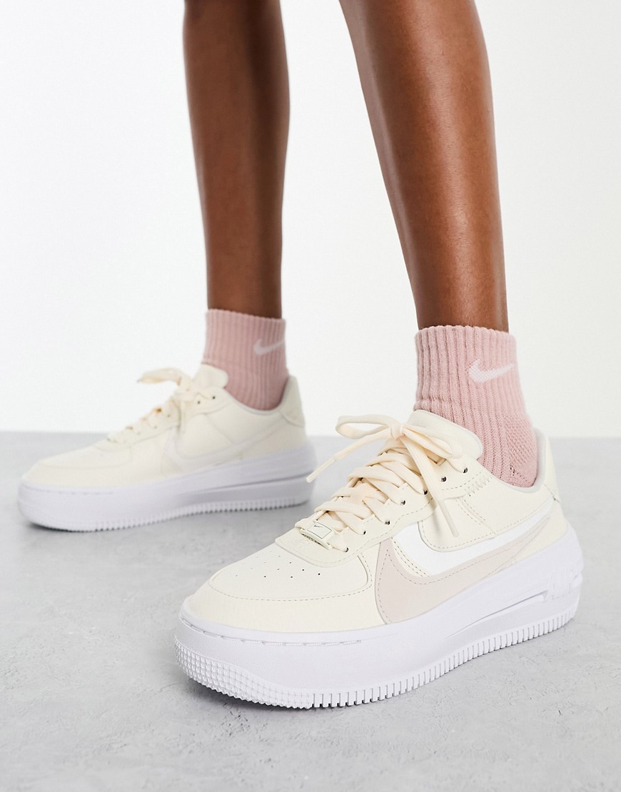 Nike Air Force 1 Plt.af.orm Sneakers In Ivory & Brown-white