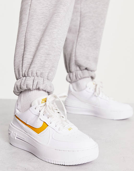 Nike Air Force 1 PLT.AF.ORM sneakers in white and yellow