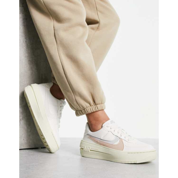 Nike Air Force 1 PLT.AF.ORM trainers in triple white