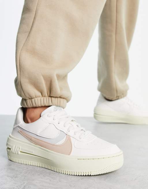 Nike Air Force 1 PLT.AF.ORM trainers in sail white and artic orange