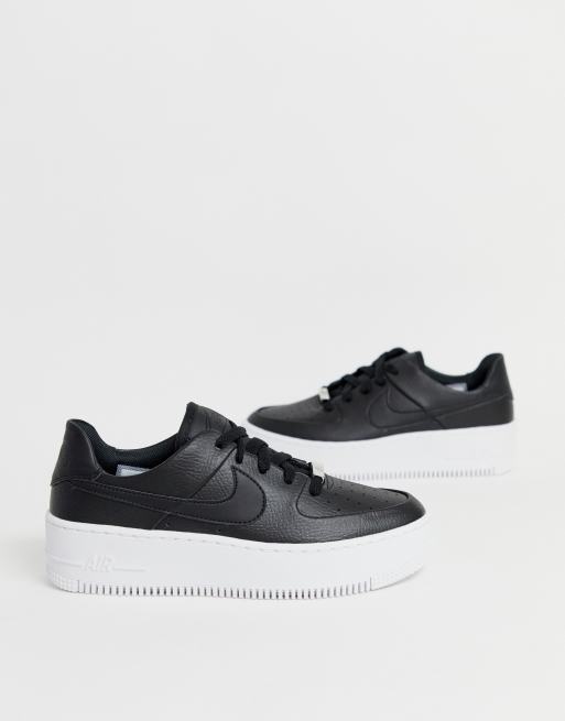 Nike Air Force 1 Sage Baskets basses Noir