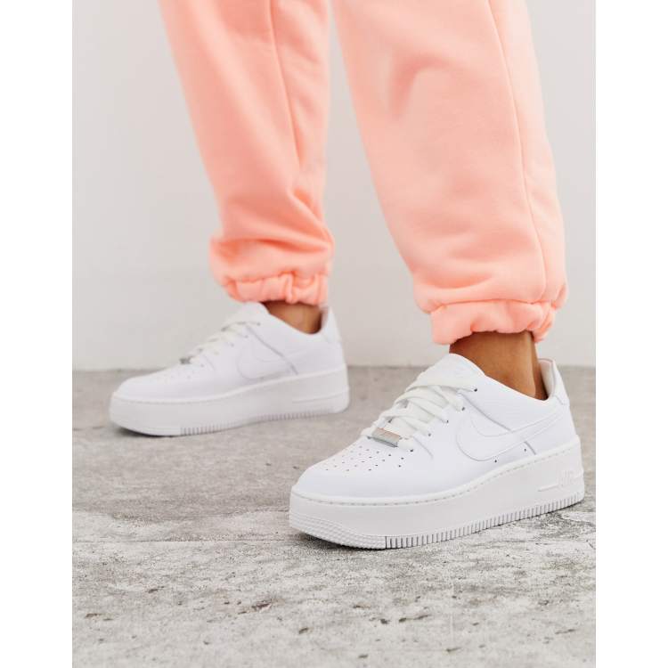 Nike Air Force 1 Sage Flache Sneaker in WeiB ASOS