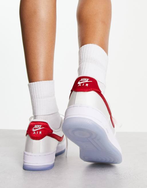 White & red air force 1 07 3 hot sale trainers