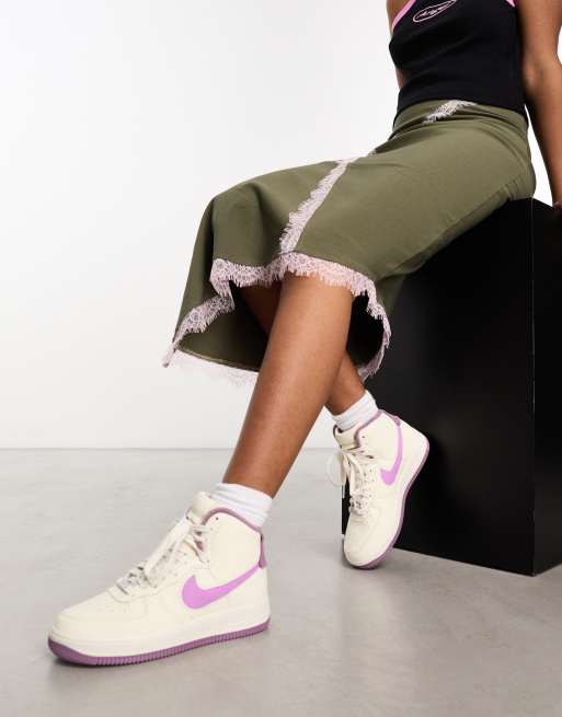 Nike – Air Force 1 Sculpt – Sneaker in Elfenbeinweiß und Lila, 3 von 4