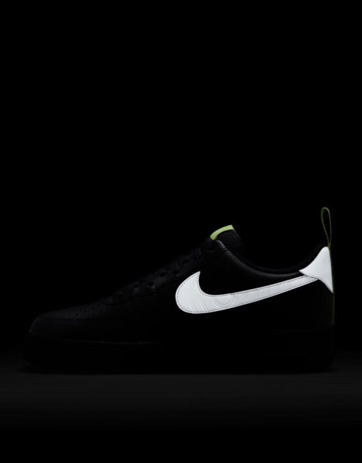 Nike air force striscia nera sale