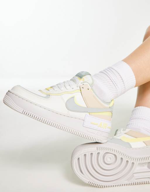 Nike best sale basket pastel