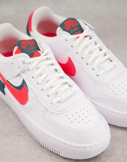 Nike Air Force 1 Shadow in white and pink