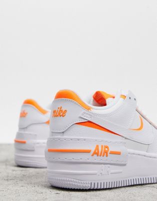 Nike - Air Force 1 Shadow - Sneakers bianche e arancioni | ASOS