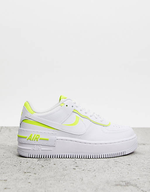 Nike Force 1 - Shadow - Sneakers in wit en geel | ASOS