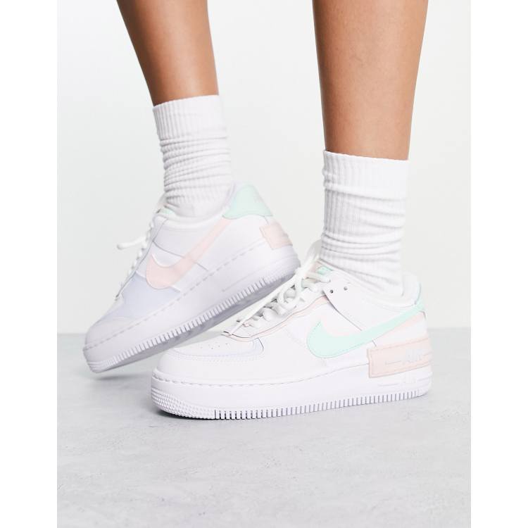 verwerken hier Snel Nike - Air Force 1 Shadow - Sneakers in wit, mintgroen en roze | ASOS