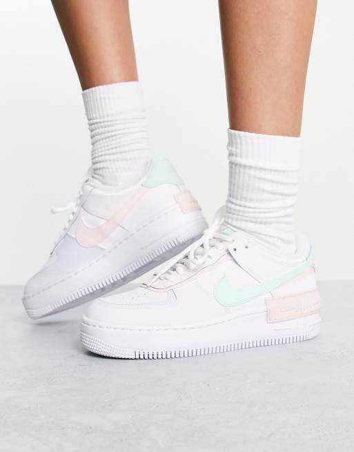 Nike - Air Force 1 Shadow - Sneakers in mintgroen roze | ASOS