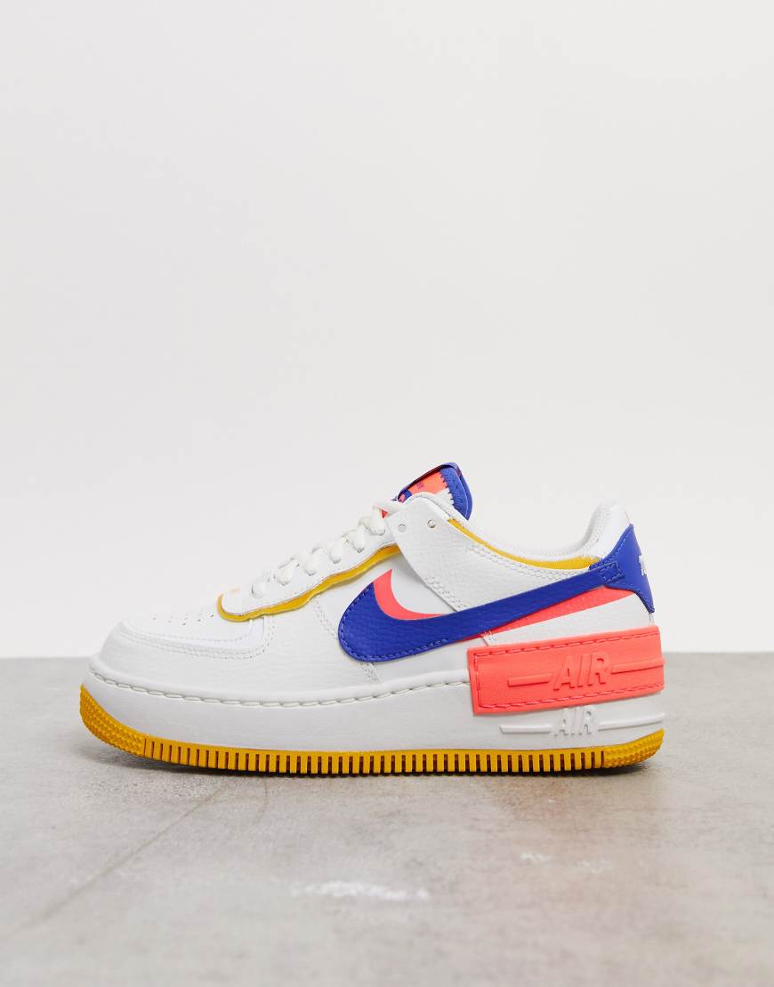 Nike - Air Force 1 Shadow - Sneakers Bianche E Corallo-Rosa | Nike ... Nike - Air Force 1 Shadow - Sneakers Bianche E Corallo-Rosa | Nike ...