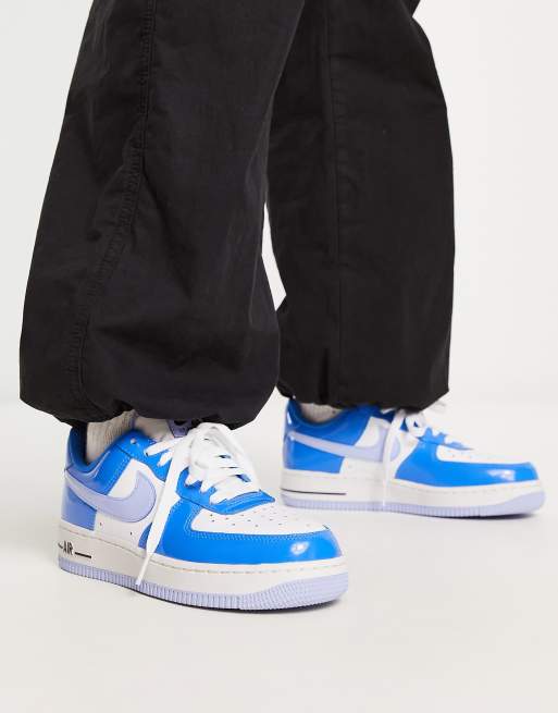 Nike Air Force 1 Sneaker aus Vinyl in Kobalt Bliss