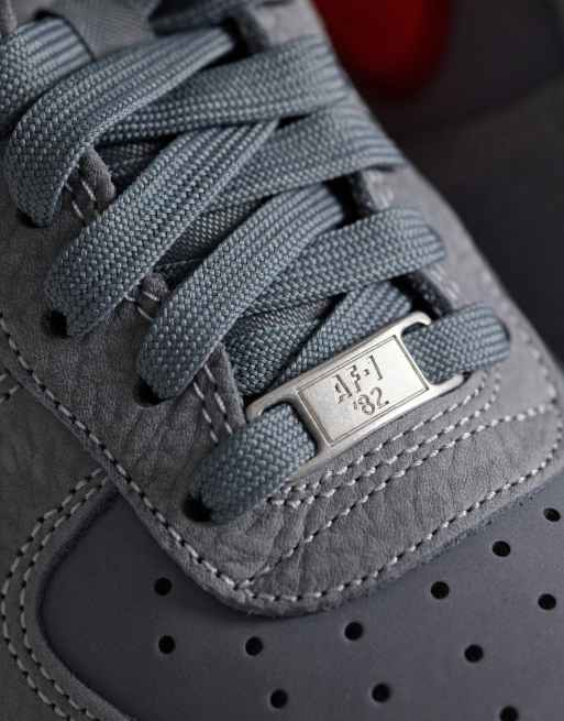 Nike Air Force 1 sneakers in gray and red , 2 of 5