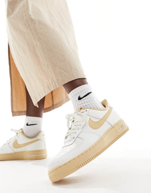 Nike ivory gum sole air force 1 sage low trainers on sale