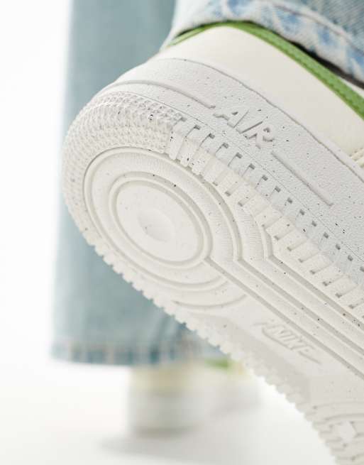 Nike Air Force 1 sneakers in off white and green, 3 of 5