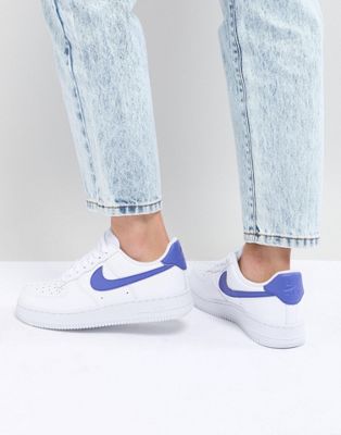 Nike - Air - Force 1 - Sneakers in wit en blauw